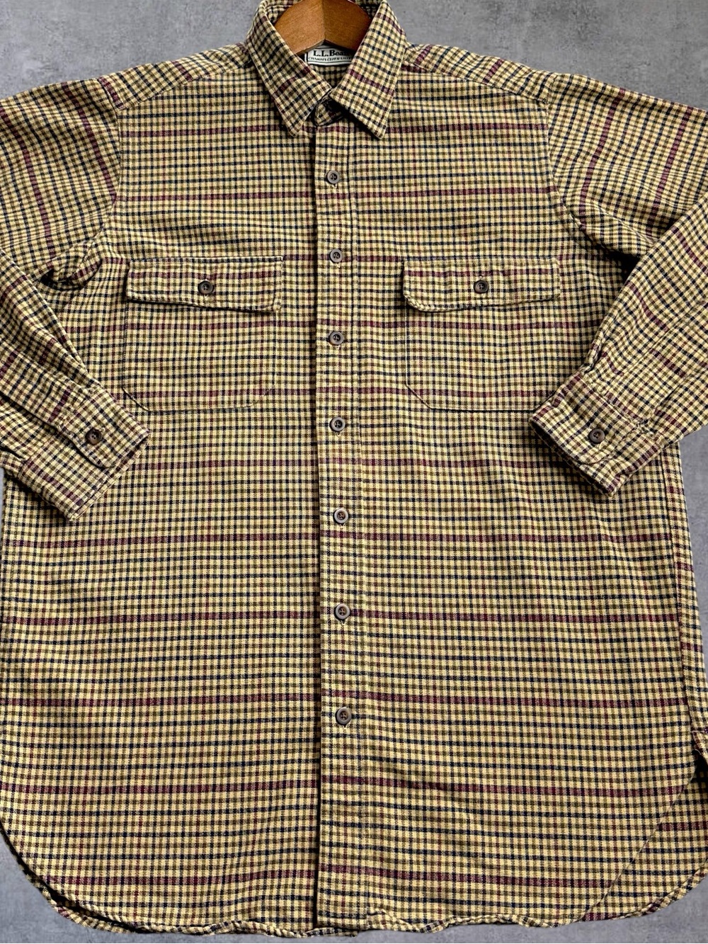L.L.Bean Chamois Cloth Shirt Mens M Tall Plaid Flannel Button Down Outdoors